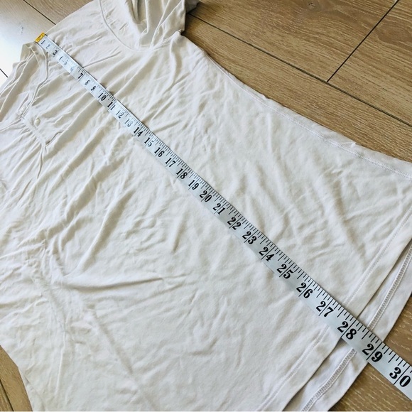 Lululemon Henley Fitted T Shirt in White - Picture 8 of 9